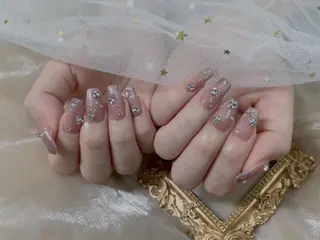 ネイル VIVIAN リサのネイルデザイン