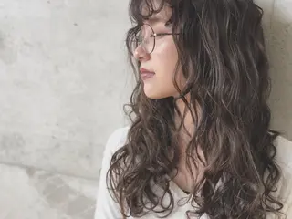 ロング ヘアアレンジ QuAx所属・久保 未知留のヘアスタイル