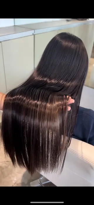 ロング yui/色気カラー /コテ巻き風パーマのヘアスタイル