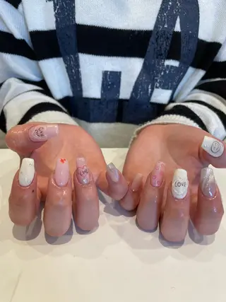 ネイル 束感まつ毛/ネイル/ LED♥KIRARAのマツエク・マツパデザイン