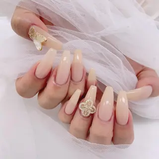 ロング れな 🌟のネイルデザイン