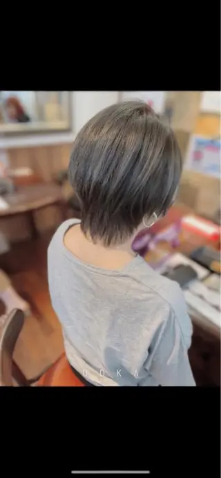 ショート カラー 福見 美保のヘアスタイル