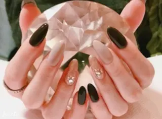 ネイル SINCERELY シンシアリー🌈のネイルデザイン