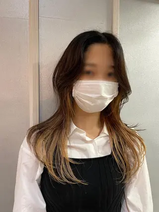 ロング 韓国リアルハッシュ レイヤーカットのヘアスタイル