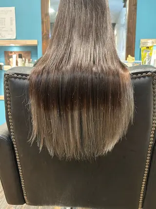 ロング 谷 未来美のヘアスタイル