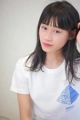 ミディアム 福岡天神⭐︎ lotyのヘアスタイル