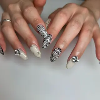 ネイル 恒川 みなみのネイルデザイン