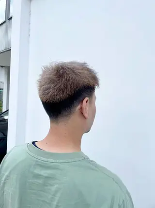 ショート カラー メンズ 黒岩 梨沙のヘアスタイル