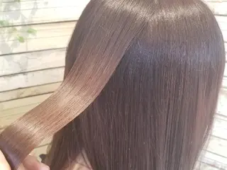 ミディアム Ash 店長　山下達也のヘアスタイル