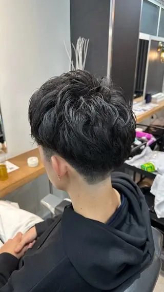 パーマ メンズ 律喜/パーマ /メンズ/フェードのヘアスタイル