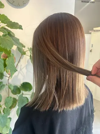 ミディアム 園田 朱理のヘアスタイル