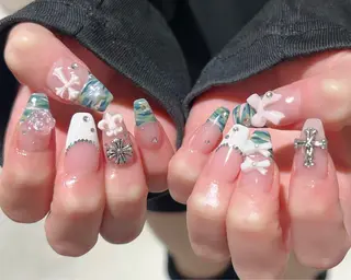 ネイル prunelle【she nail studio内】所属・prunelle .のネイルデザイン