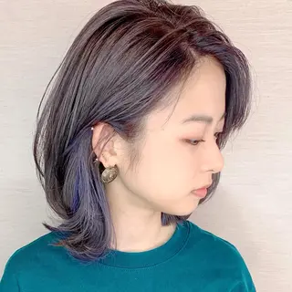 ミディアム ブリーチなしダブル/ レイヤーカット 小棹のヘアスタイル