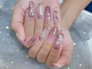 ネイル ネイルサロンエクラ 🫧Shizukaのネイルデザイン