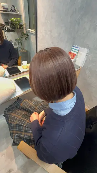 ミディアム motoトップカラー リスト/ブリーチカラのヘアスタイル