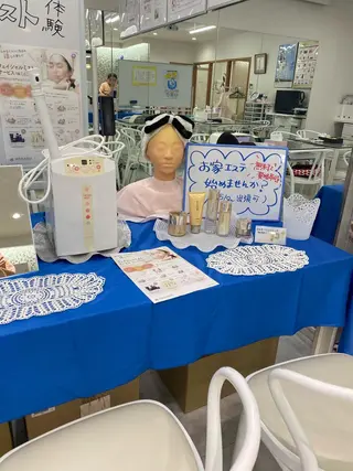 ショート カラー ネイル マツエク・マツパ アイブロウ 小倉 麻由のエステ・リラクイメージ