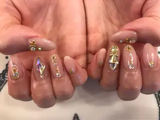 ネイル ネイルリボン 受付スタッフのネイルデザイン