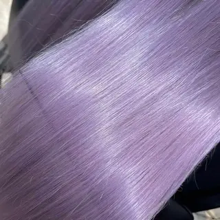 ロング カラー Beauty Sal on Milkのヘアスタイル