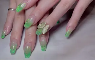 ネイル Spiky とうげ ふうかのネイルデザイン