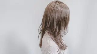 セミロング カラー 透明感ハイトーン☆ 今津 佑太のヘアスタイル