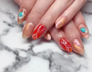 ネイル マジックミラー所属・マジック ミラーのネイルデザイン