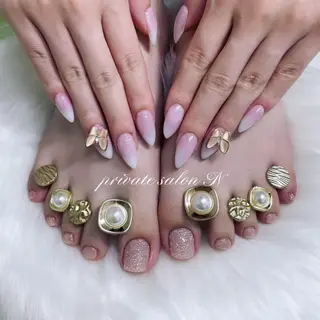 ネイル BINERVA所属・BINERVA nail salonのネイルデザイン