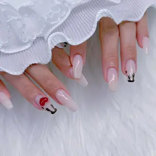 ネイル Romymoon nail帆南☾ ໋のネイルデザイン