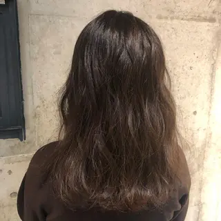 セミロング やすだ しおりのエステ・リラクイメージ