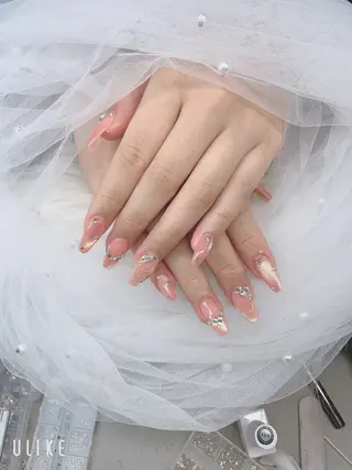 ネイル T. Leeのネイルデザイン