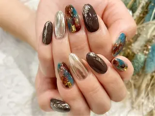 ネイル nailsalon Mirrorのネイルデザイン
