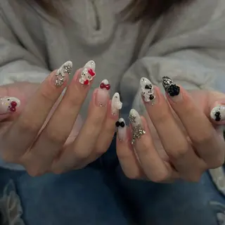 ネイル 桃子 Nail高円寺のネイルデザイン