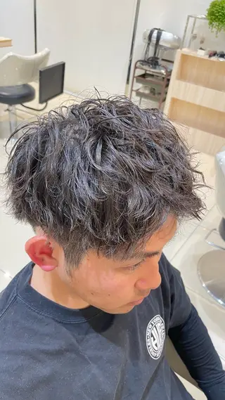 ショート 髪質改善縮毛矯正 堀田陸斗のヘアスタイル