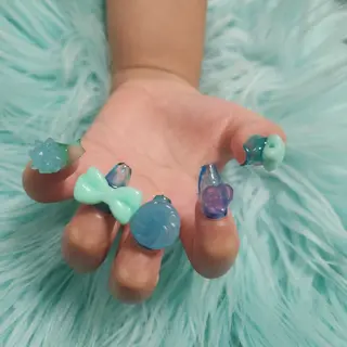 ネイル Thetis nailsのネイルデザイン