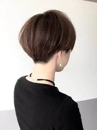 ショート カラー GiseL ジゼル六本松のヘアスタイル