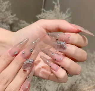 ネイル D-BEAUTY Nailsalonのネイルデザイン