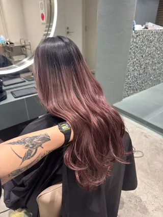 ロング カラー 立川/ブリーチ/ 髪質改善/西川翔真のヘアスタイル