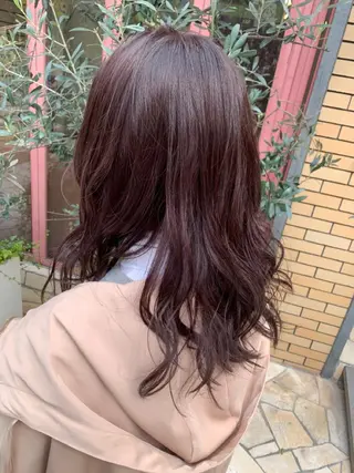 ミディアム カラー 今村 愛美のヘアスタイル