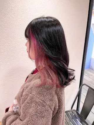 ロング 🔥ブリーチカラー 槙川のヘアスタイル