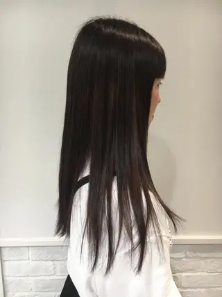 ロング カラー 江原 彩華のヘアスタイル