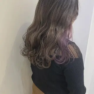 ロング 津秋 朝美のヘアスタイル