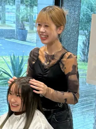 ミディアム HANA by RIZのヘアスタイル