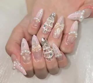 ネイル 河野ちえ (雑誌掲載サロン)のネイルデザイン