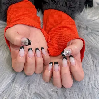 ネイル RICO NAIL所属・RICO Nail パーツつけ放題🌈のネイルデザイン