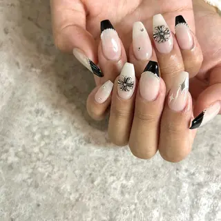 ネイル 山本 真子のネイルデザイン