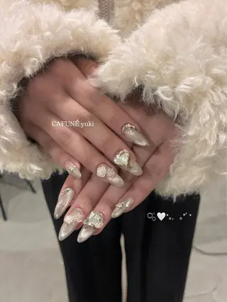 ネイル CAFUNÉ tokyo所属・☾ ໋CAFUNE yuki︎︎𓂃⟡のネイルデザイン