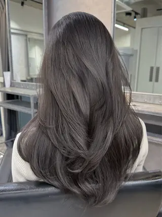 ロング GiseL梅田所属・透明感カラー🇰🇷 レイヤー✨桑原　研太のヘアスタイル