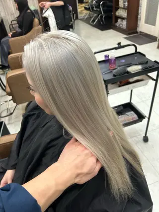 ロング カラー ハイトーンArphy 安蒜佑太のヘアスタイル