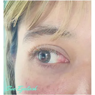 マツエク・マツパ Sue eyelash&eyebrow所属・Shigeno Hikaruのマツエク・マツパデザイン