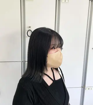 ミディアム カラー nanaka :のヘアスタイル