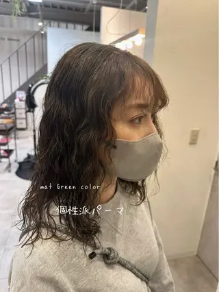 セミロング desirbeaux 佐藤愛のヘアスタイル